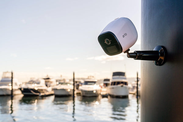 NETGEAR Arlo Go VML4030 Mobile HD Security Camera